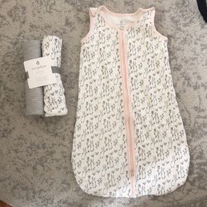 Snugabye receiving blankets + sleep blanket